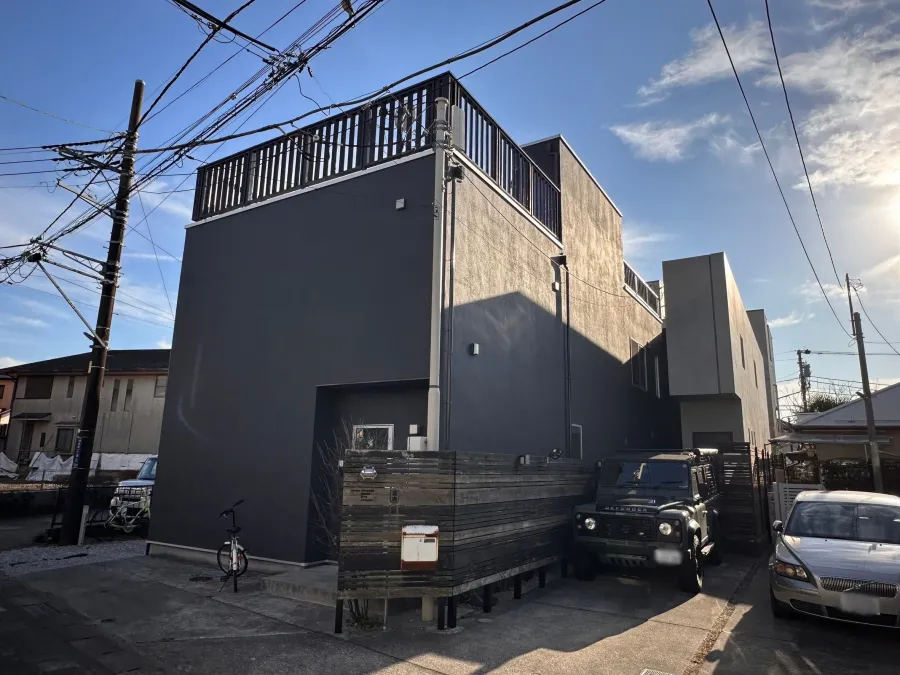 神奈川県鎌倉市　U様邸　外壁塗装工事：フッ素系の塗料で高耐候性の住宅へ