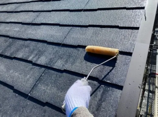 屋根塗装 -  下塗り1回目