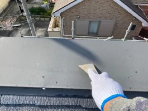屋根塗装 - 板金部ケレン