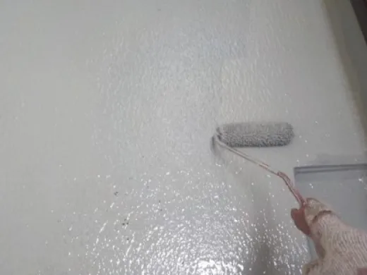 ベランダＦＲＰ防水塗装 - トップコート2回目