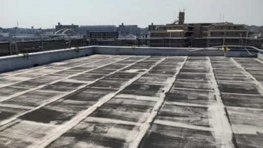屋上シート防水トップコート -  施工前