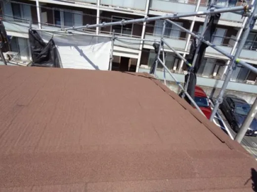 屋根葺き替え工事 - 新規棟カバー・各種板金設置
