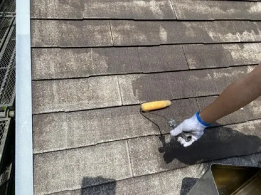 屋根塗装 - 下塗り2回目