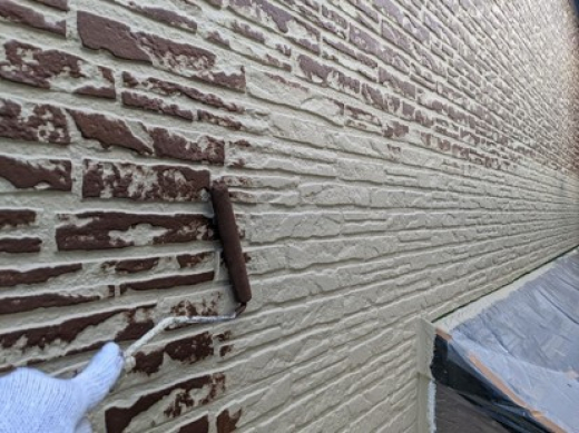 外壁塗装（Wトーン工法） - 上塗り