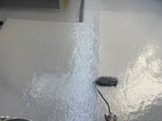 ベランダFRP防水 - トップコート塗布