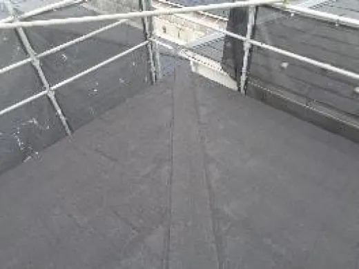 屋根カバー工事 - 同質棟カバー・各種板金設置
