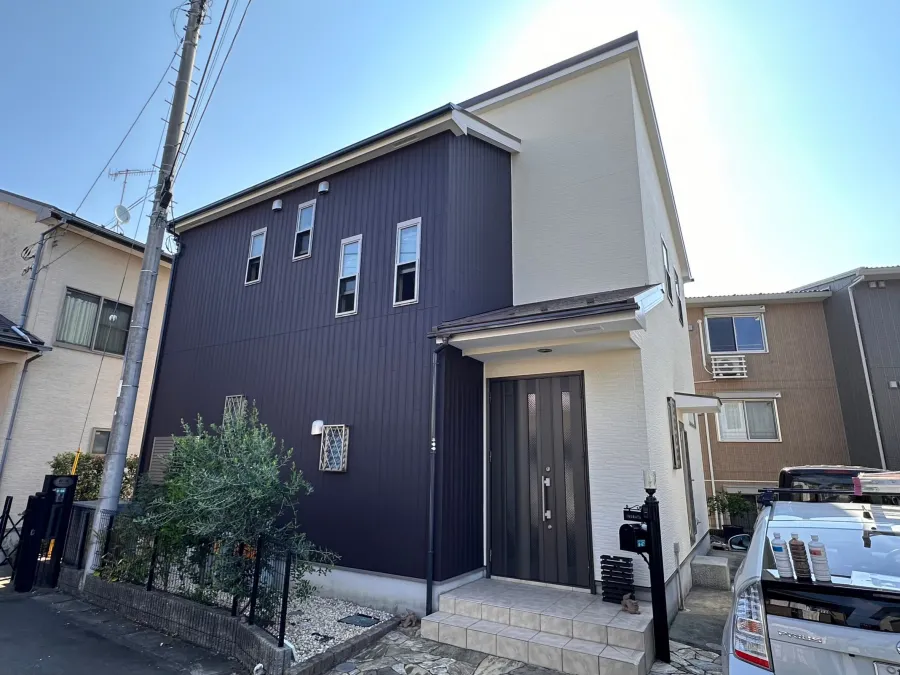 神奈川県海老名市　I様邸　屋根・外壁塗装工事：ブラウンのアクセントカラーが引き立つ外観へ