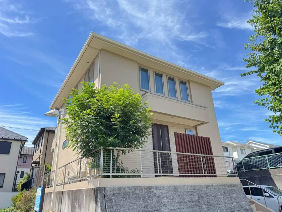横浜市青葉区　K様邸　屋根・外壁塗装工事：屋根・外壁ともにラジカル制御型の塗料を使用したリフォーム