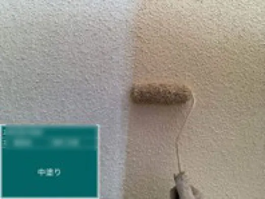 外壁塗装 - 中塗り