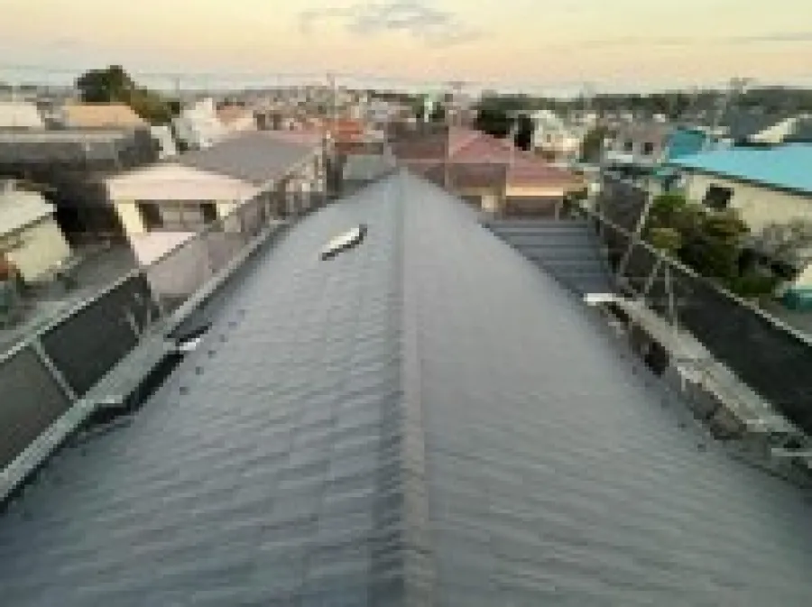 横浜市戸塚区 K様邸 屋根・外壁塗装工事: 美しい外壁のデザインををそのままにリフォーム