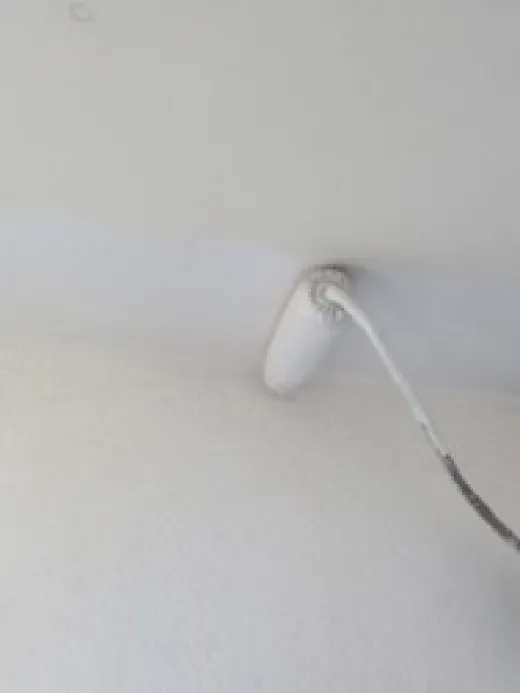 軒天塗装- 上塗り1回目