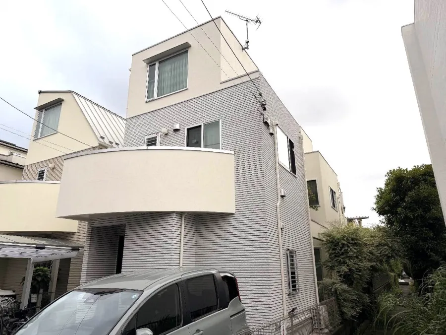 東京都世田谷区　S様邸　屋根・外壁塗装工事：新技術の塗料を採用したリフォーム