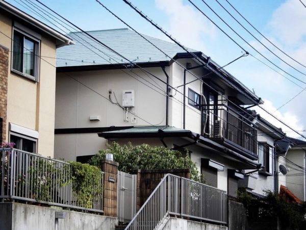 横浜市磯子区A様邸   - 「塗料の性能、仕上がりの色にも満足」
